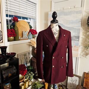 New Cenne Des Graoom Burgandy Tuxedo Blazer Jacket.